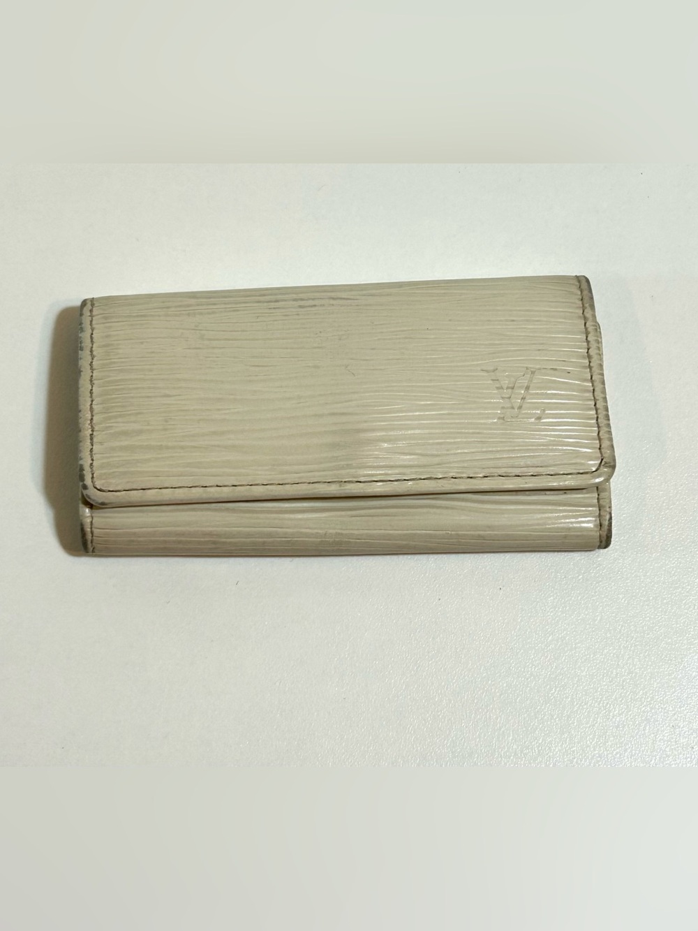 Louis Vuitton Cream Epi Leather Key Holder